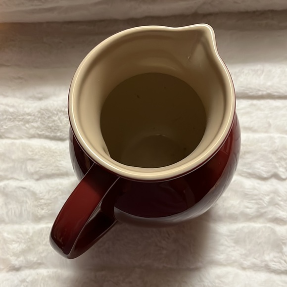 Le Creuset 9” dark red pitcher - Picture 5 of 8